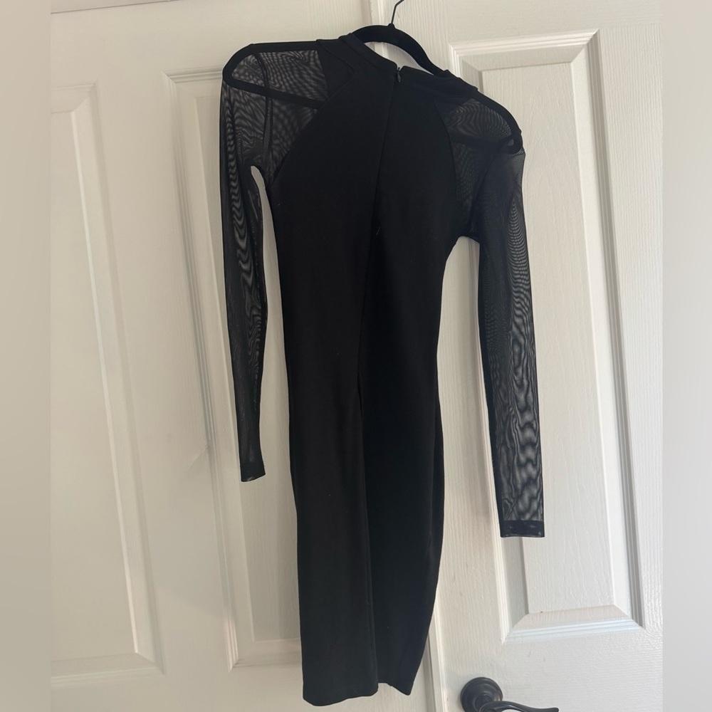 Elegant Black Mesh Sleeve Dress